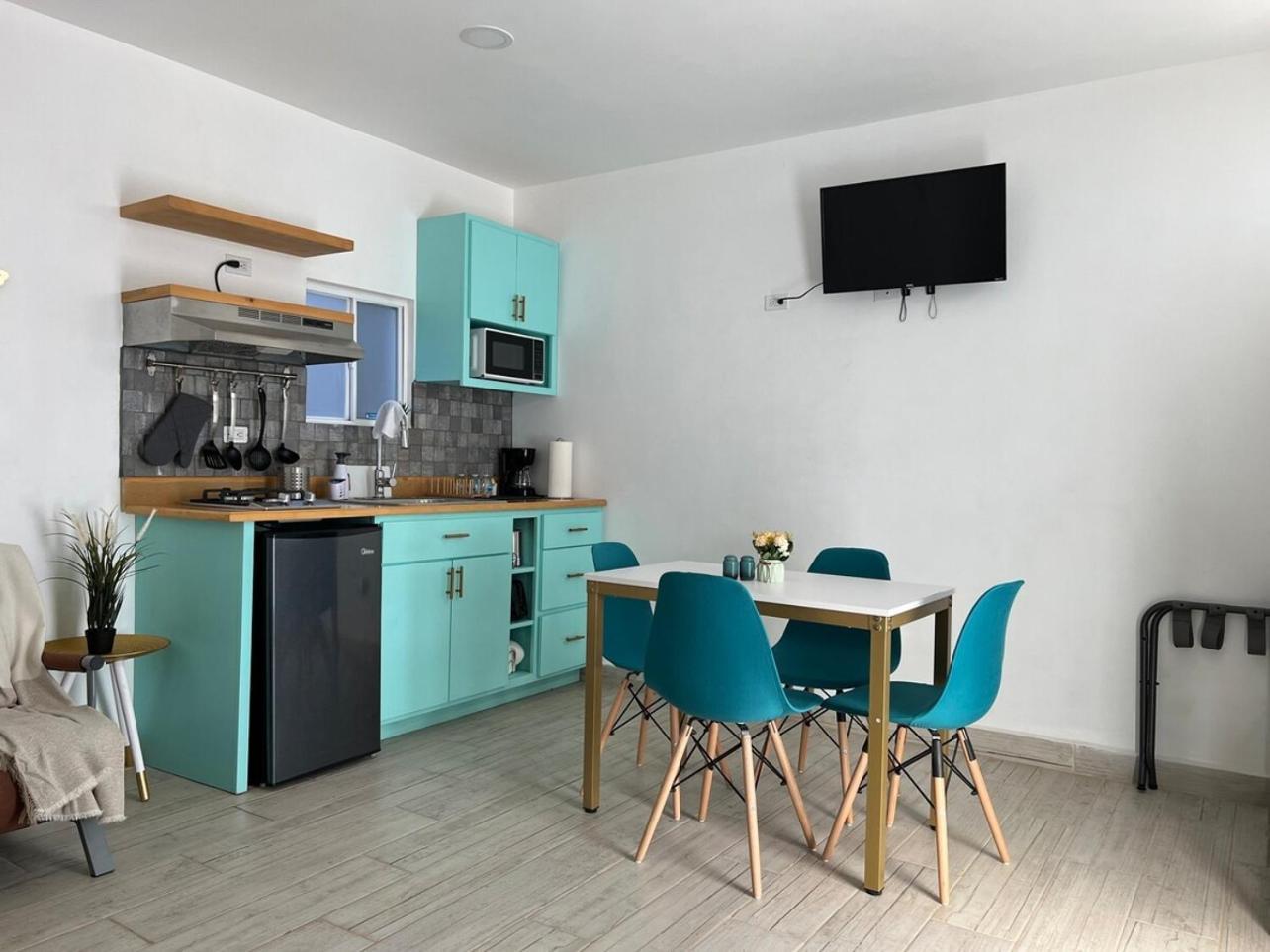 Las Mariposas Mini Suites Rosarito Exterior foto